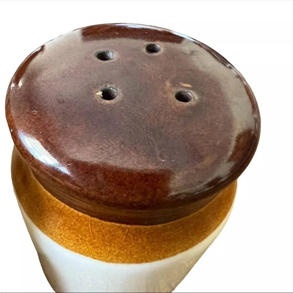Vintage Emson Home Sweet Home Salt & Pepper Shakers. 1970s Brown Crock Stoneware